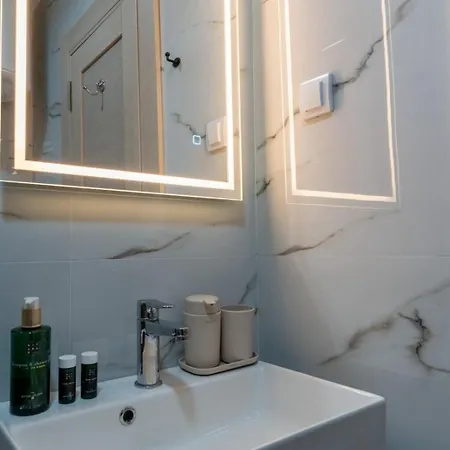 Lux Maison No23 *