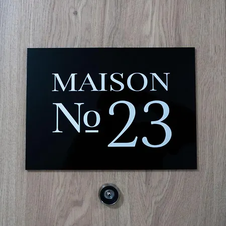 Lux Maison No23 * 波德戈里察